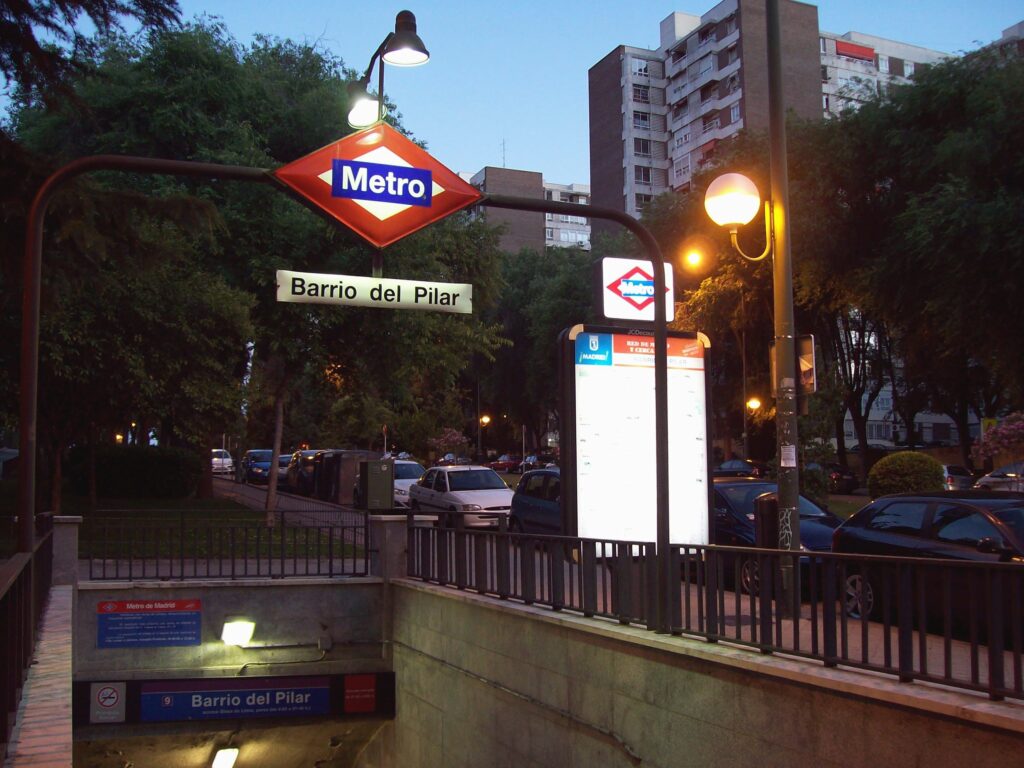 cerrajeros barrio del pilar scaled